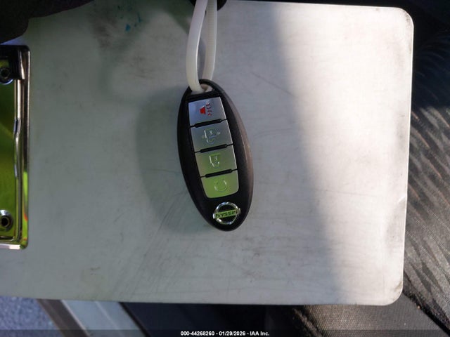 2017 NISSAN ROGUE KNMAT2MV5HP556255 Photo 10