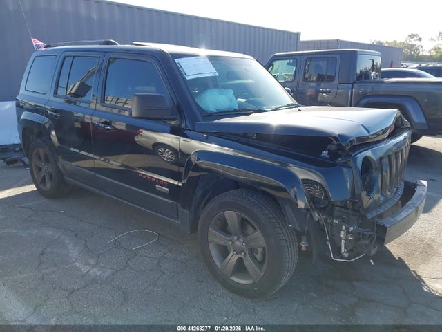 1C4NJPBB3GD700639 Jeep Patriot 75th Anniversary