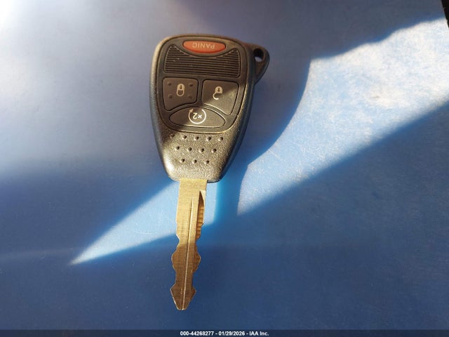 1C4NJPBB3GD700639 Jeep Patriot 75th Anniversary