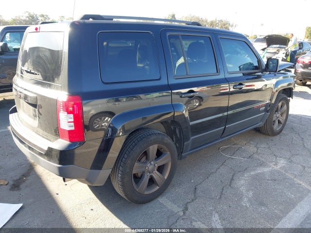 1C4NJPBB3GD700639 Jeep Patriot 75th Anniversary