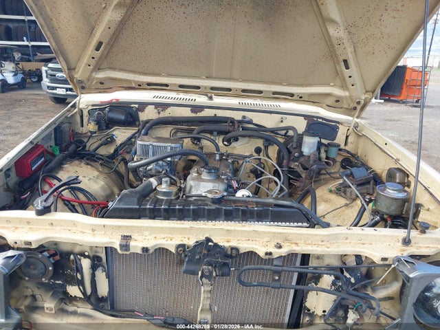 1981 Toyota Pickup Rn48 მანქანა იყიდება აუქციონზე, vin: JT4RN48D3B0013898, აუქციონის ნომერი: 44268289
