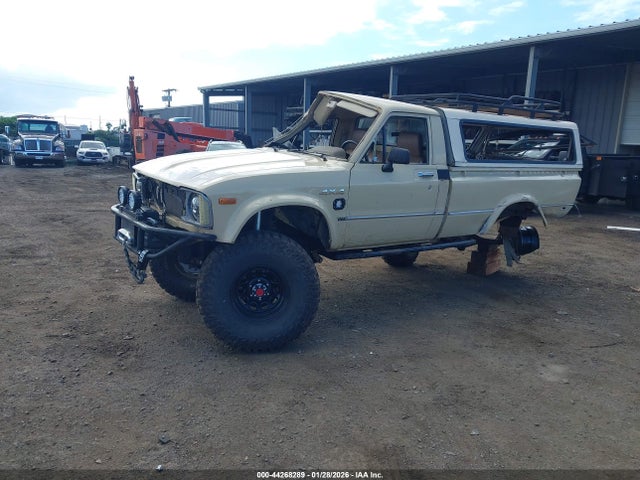 1981 Toyota Pickup Rn48 მანქანა იყიდება აუქციონზე, vin: JT4RN48D3B0013898, აუქციონის ნომერი: 44268289