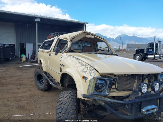 1981 Toyota Pickup Rn48 მანქანა იყიდება აუქციონზე, vin: JT4RN48D3B0013898, აუქციონის ნომერი: 44268289