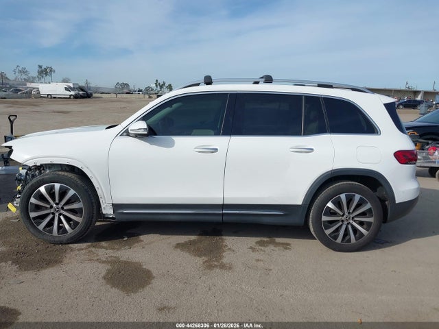 W1N4M4GB1LW025228 Mercedes-Benz GLB 250
