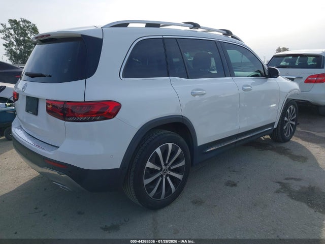 W1N4M4GB1LW025228 Mercedes-Benz GLB 250