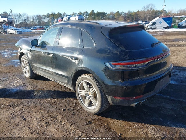 2019 PORSCHE MACAN WP1AB2A50KLB30171 Photo 2