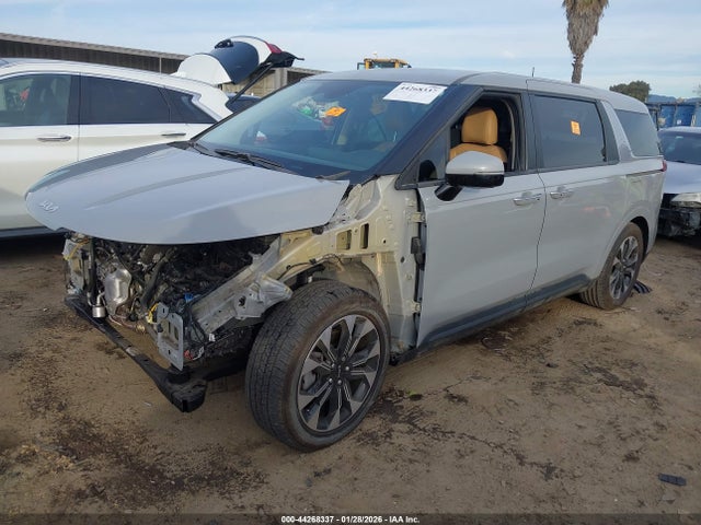 KNDNC5H36R6355659 KIA Carnival Mpv Ex