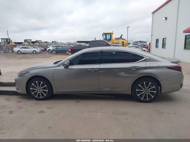 Aukcja sprzedaży 2021 Lexus Es 250, vin: 58AD11D15MU008010, numer aukcji: 44268368
