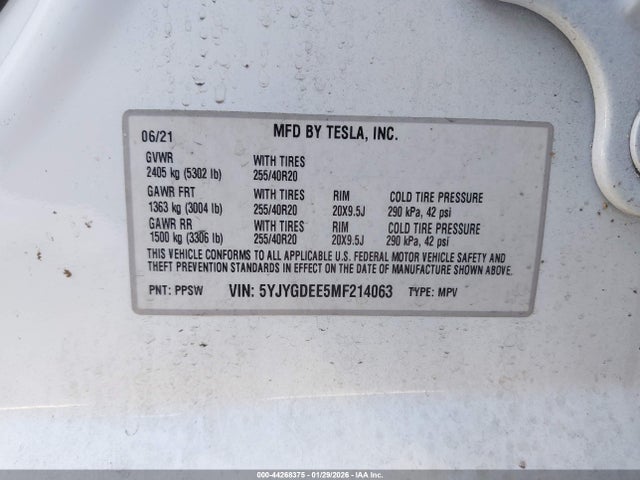 2021 TESLA MODEL Y 5YJYGDEE5MF214063 Photo 8