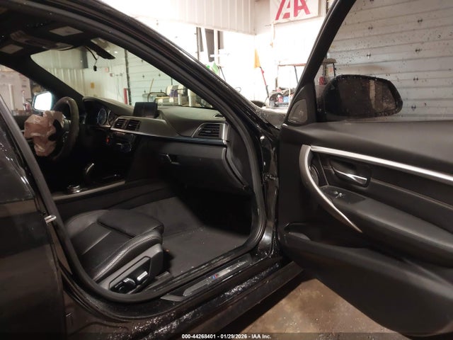 2018 BMW 340I WBA8B7C55JA576950 Photo 4