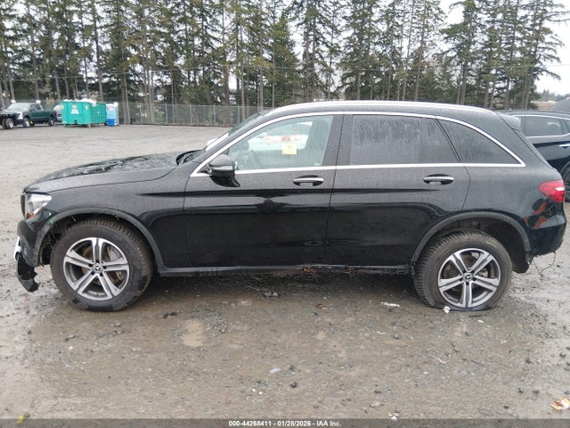 WDC0G4KB7KF638709 Mercedes-Benz Glc 300 4matic