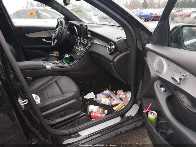 WDC0G4KB7KF638709 Mercedes-Benz Glc 300 4matic