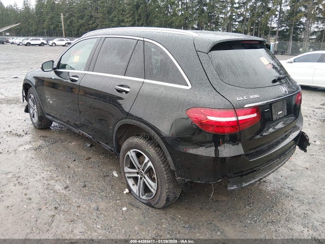 WDC0G4KB7KF638709 Mercedes-Benz Glc 300 4matic
