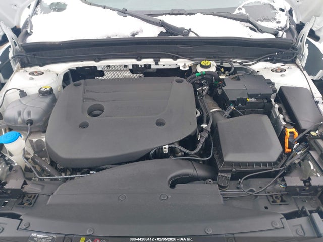 2024 Volvo Xc40 B5 Core Bright Theme/b5 Core Dark Theme მანქანა იყიდება აუქციონზე, vin: YV4L12UK8R2342442, აუქციონის ნომერი: 44268412