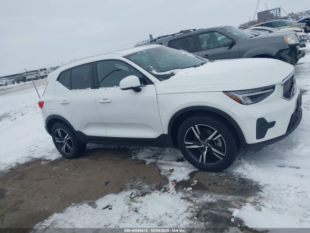2024 Volvo Xc40 B5 Core Bright Theme/b5 Core Dark Theme მანქანა იყიდება აუქციონზე, vin: YV4L12UK8R2342442, აუქციონის ნომერი: 44268412