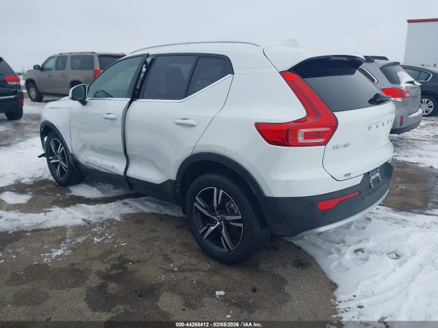 2024 Volvo Xc40 B5 Core Bright Theme/b5 Core Dark Theme მანქანა იყიდება აუქციონზე, vin: YV4L12UK8R2342442, აუქციონის ნომერი: 44268412