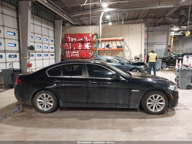 BMW 528i Xdrive 2015 WBA5A7C58FD624713 Image 14