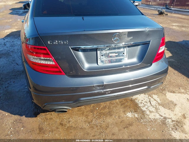 WDDGF4HB4EG226850 Mercedes-Benz C 250 Sport