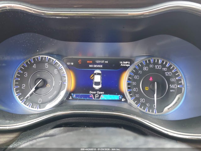 1C3CCCEGXFN512196 Chrysler 200 C