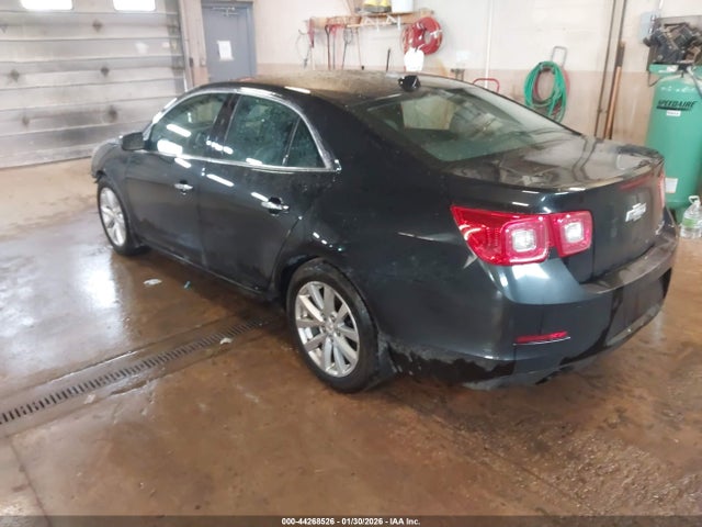 2014 CHEVROLET MALIBU 1G11H5SL0EF143237 Photo 2