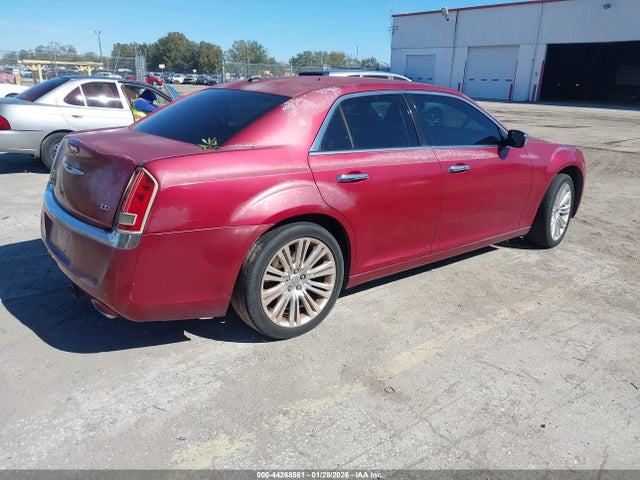44268561 :رقم المزاد ، 2C3CA5CG0BH530049 vin ، 2011 Chrysler 300 Limited مزاد بيع