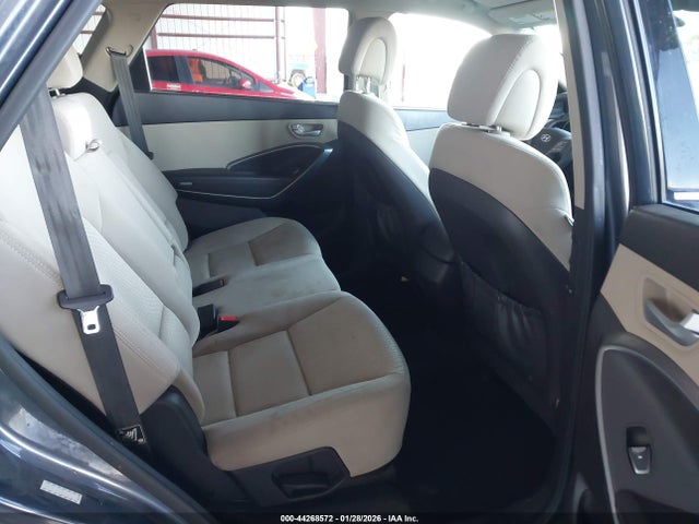 KM8SM4HF0GU152727 Hyundai Santa Fe Se