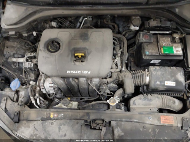 5NPD84LF2JH220567 Hyundai ELANTRA SEL