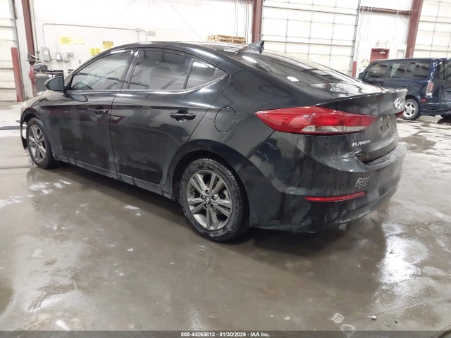 5NPD84LF2JH220567 Hyundai ELANTRA SEL