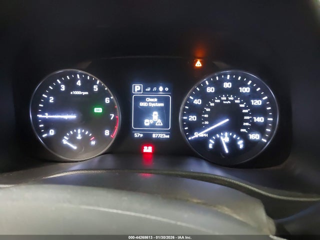 5NPD84LF2JH220567 Hyundai ELANTRA SEL