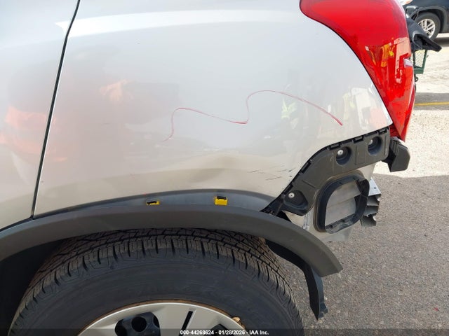 Chevrolet TRAX LS 2017 KL7CJKSB4HB124693 Image 13