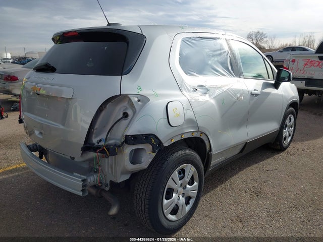 Chevrolet TRAX LS 2017 KL7CJKSB4HB124693 Image 4