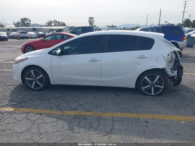 KNAFX5A80H5670733 KIA FORTE EX