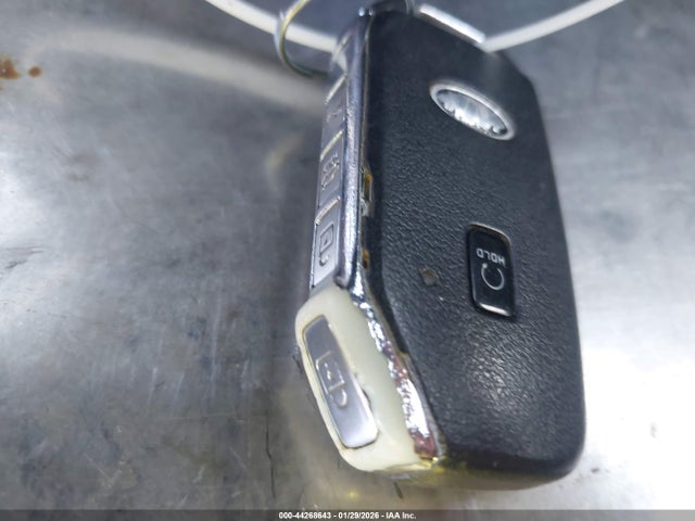 5XXG64J29MG035922 KIA K5 Gt-line