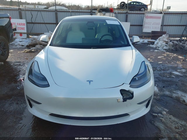 44268647 :رقم المزاد ، 5YJ3E1EB6MF993199 vin ، 2021 Tesla Model 3 Long Range Dual Motor All-wheel Drive مزاد بيع