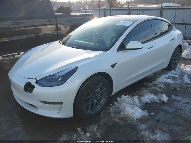 44268647 :رقم المزاد ، 5YJ3E1EB6MF993199 vin ، 2021 Tesla Model 3 Long Range Dual Motor All-wheel Drive مزاد بيع