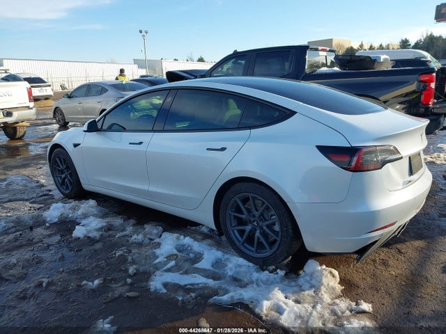 44268647 :رقم المزاد ، 5YJ3E1EB6MF993199 vin ، 2021 Tesla Model 3 Long Range Dual Motor All-wheel Drive مزاد بيع
