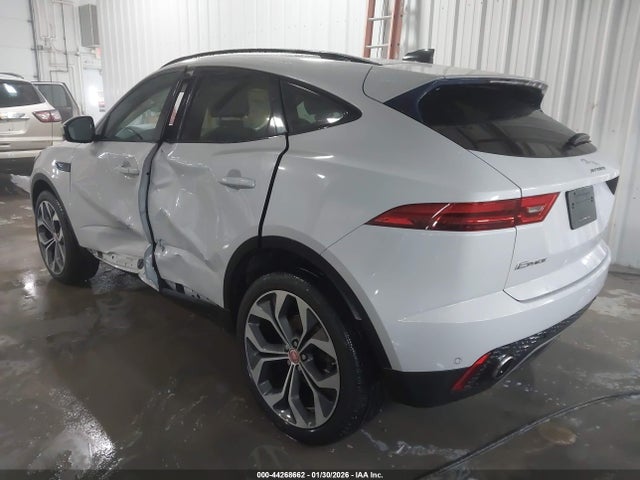 2020 JAGUAR E-PACE SADFK2FX5L1Z75794 Photo 2