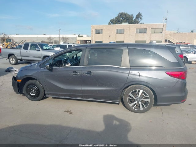 5FNRL6H88NB069247 Honda Odyssey Touring
