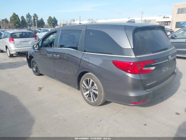 5FNRL6H88NB069247 Honda Odyssey Touring