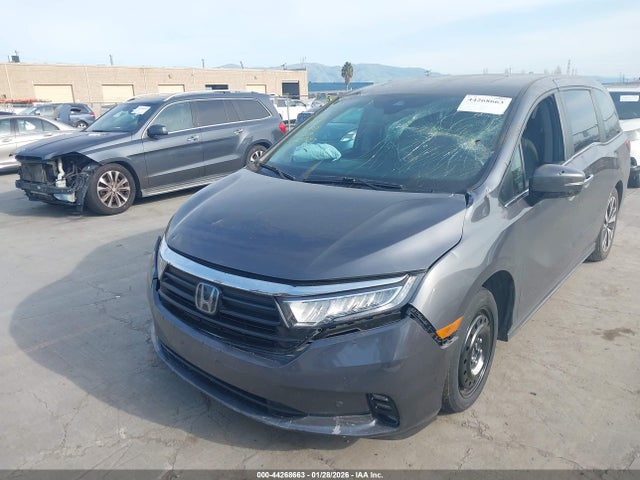 5FNRL6H88NB069247 Honda Odyssey Touring
