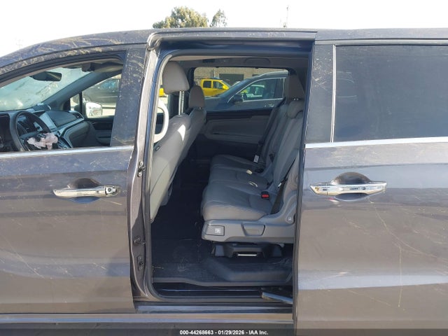 5FNRL6H88NB069247 Honda Odyssey Touring