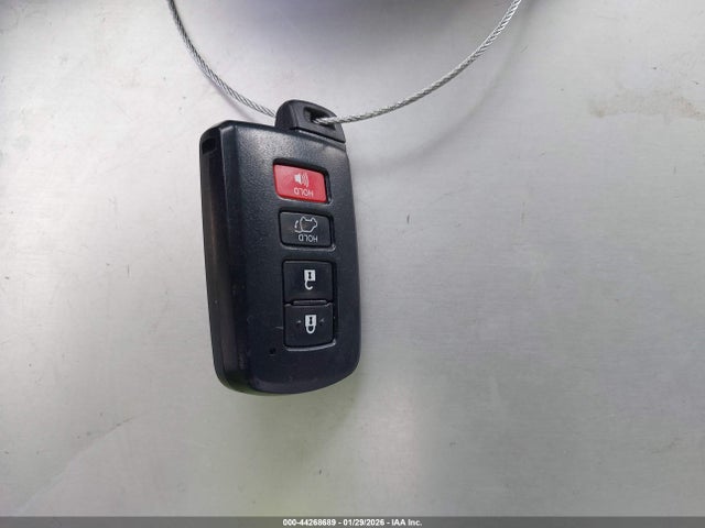 5TDDZRFH9KS745189 Toyota Highlander Limited
