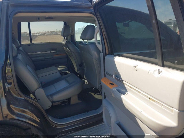 44268698 :رقم المزاد ، 1A8HX58247F568902 vin ، 2007 Chrysler Aspen Limited مزاد بيع