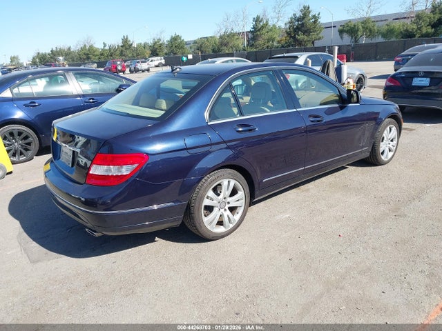 Продажа на аукционе авто 2008 Mercedes-benz C 300 Luxury/sport, vin: WDDGF54X58F042289, номер лота: 44268703