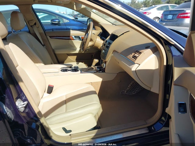 Продажа на аукционе авто 2008 Mercedes-benz C 300 Luxury/sport, vin: WDDGF54X58F042289, номер лота: 44268703