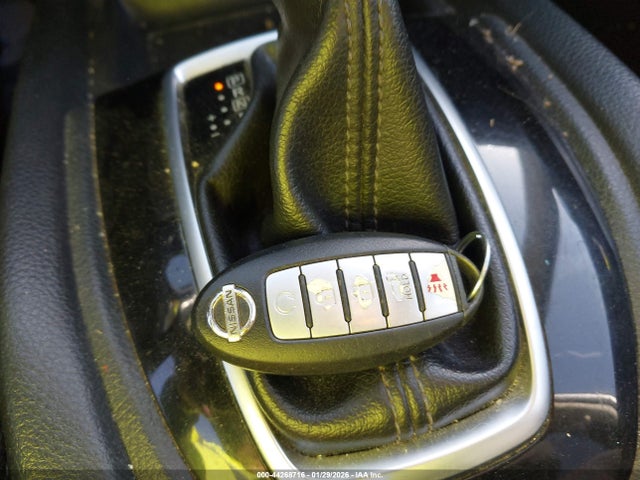 Nissan ROGUE SV 2018 KNMAT2MT3JP569199 Image 11