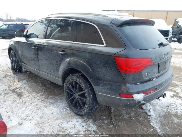 2011 AUDI Q7 WA1VMAFE1BD009069 Photo 2