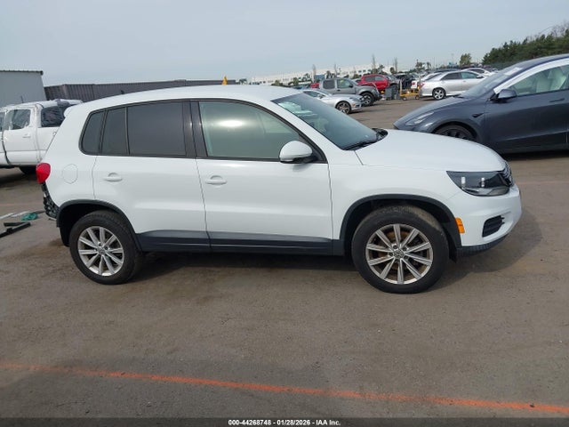 Продаж на аукціоні авто 2017 Volkswagen Tiguan 2.0t/2.0t S, vin: WVGAV7AX4HK051958, номер лоту: 44268748