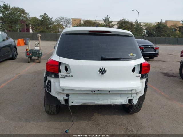 Продаж на аукціоні авто 2017 Volkswagen Tiguan 2.0t/2.0t S, vin: WVGAV7AX4HK051958, номер лоту: 44268748