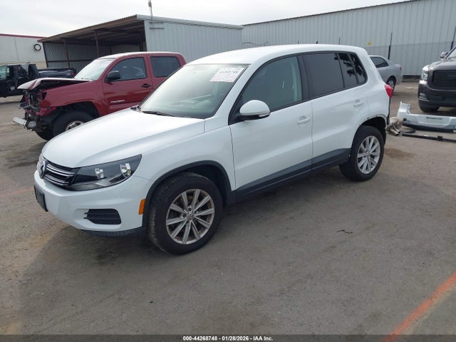 Продаж на аукціоні авто 2017 Volkswagen Tiguan 2.0t/2.0t S, vin: WVGAV7AX4HK051958, номер лоту: 44268748